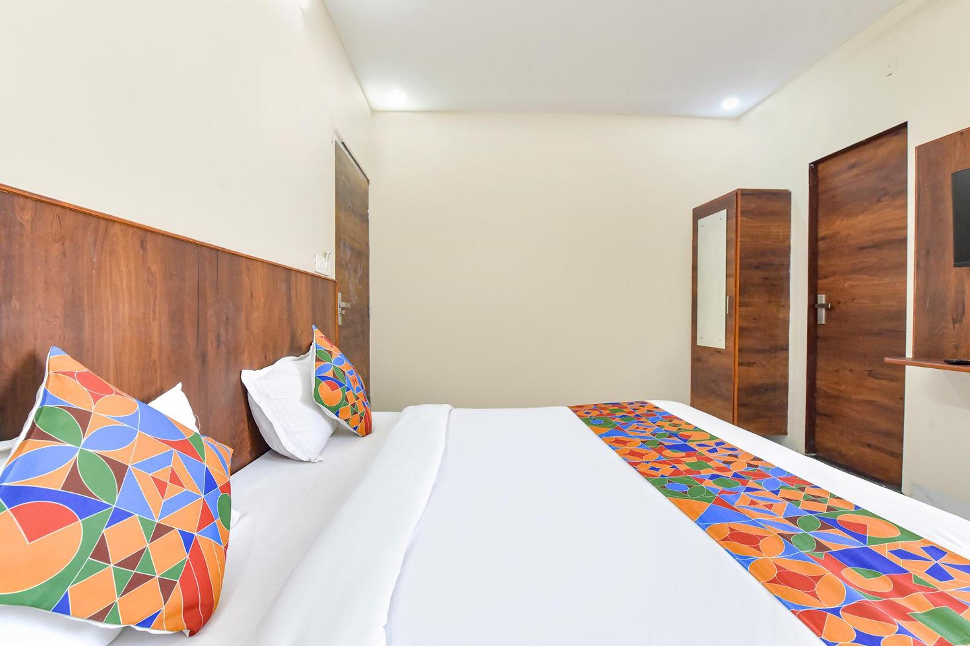 Fabhotel Lavish Palace Jaipur Bagian luar foto