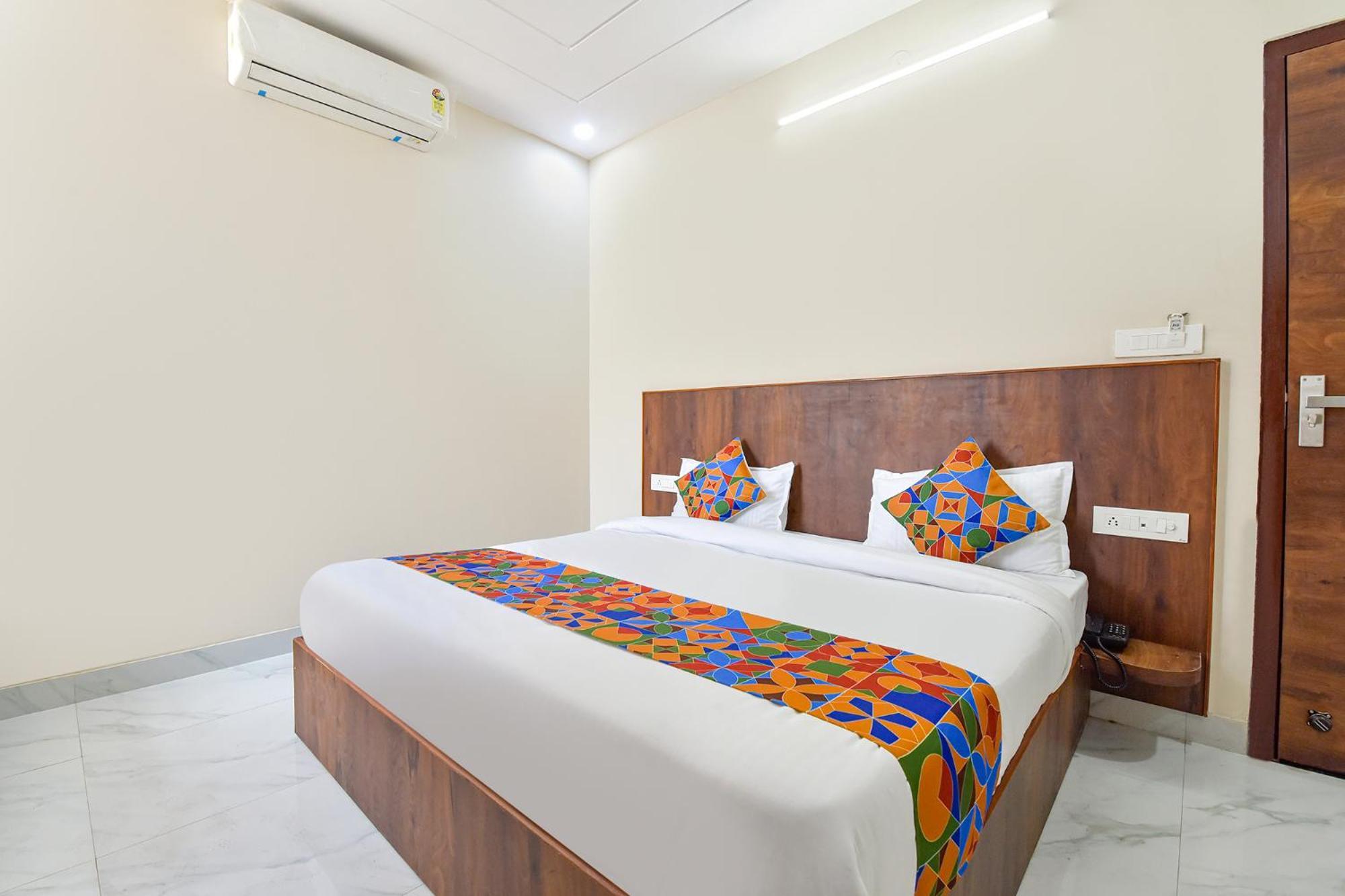 Fabhotel Lavish Palace Jaipur Bagian luar foto