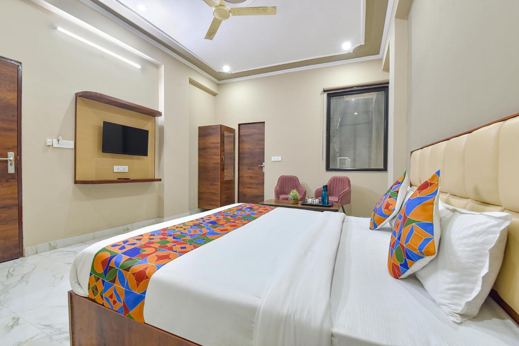 Fabhotel Lavish Palace Jaipur Bagian luar foto