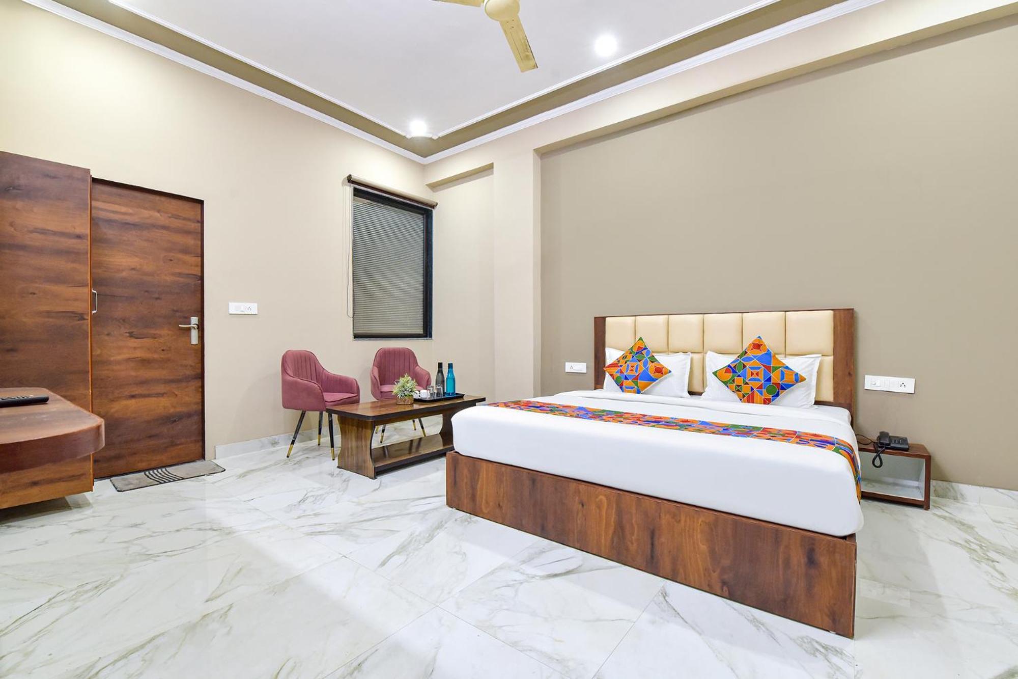 Fabhotel Lavish Palace Jaipur Bagian luar foto
